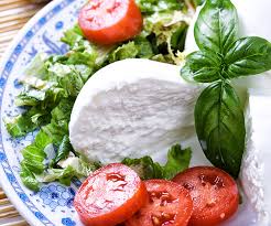 salade tomate mozzarella.